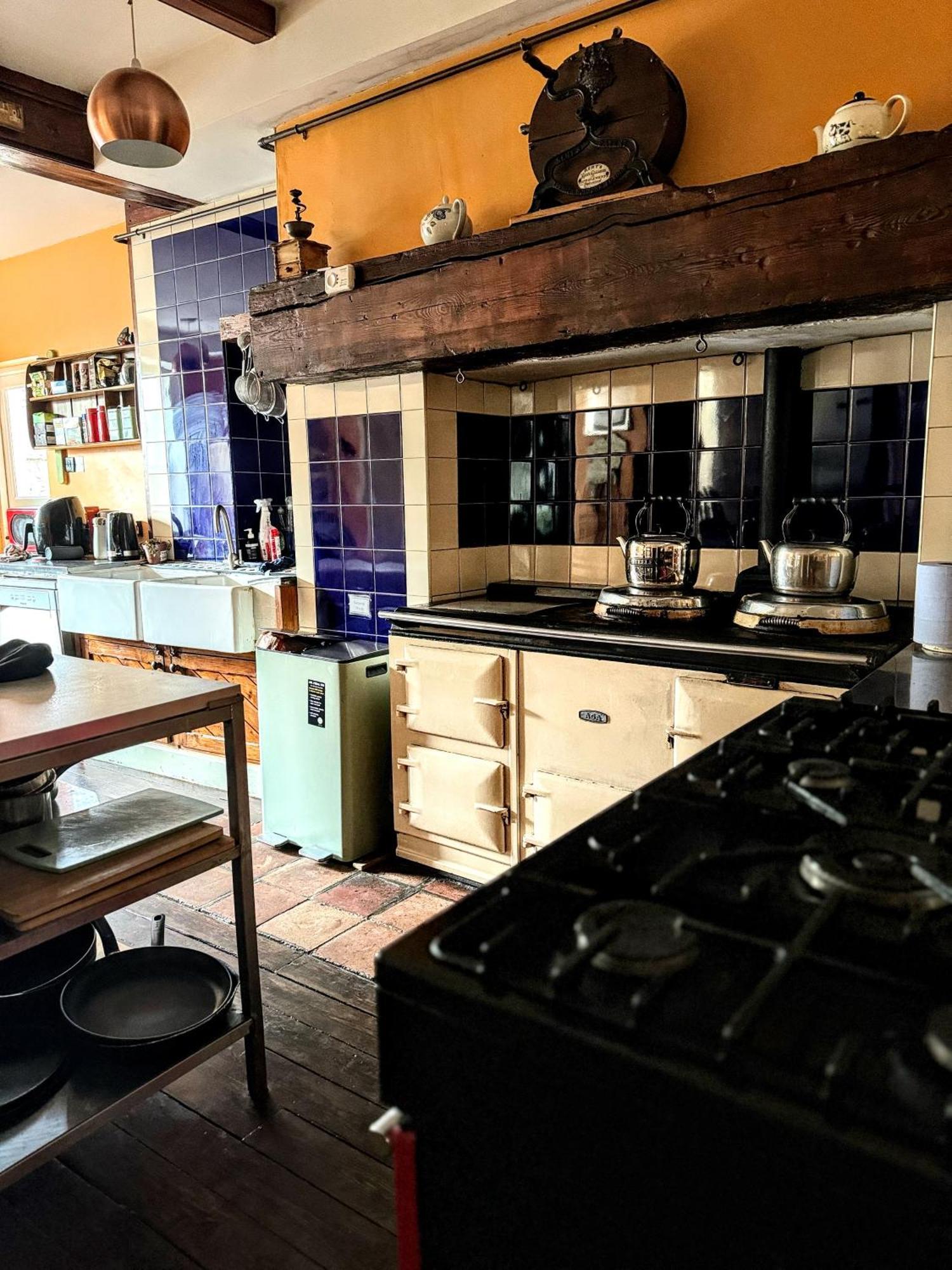 Clone Country House Aughrim Exteriör bild The kitchen at The Old Post Office