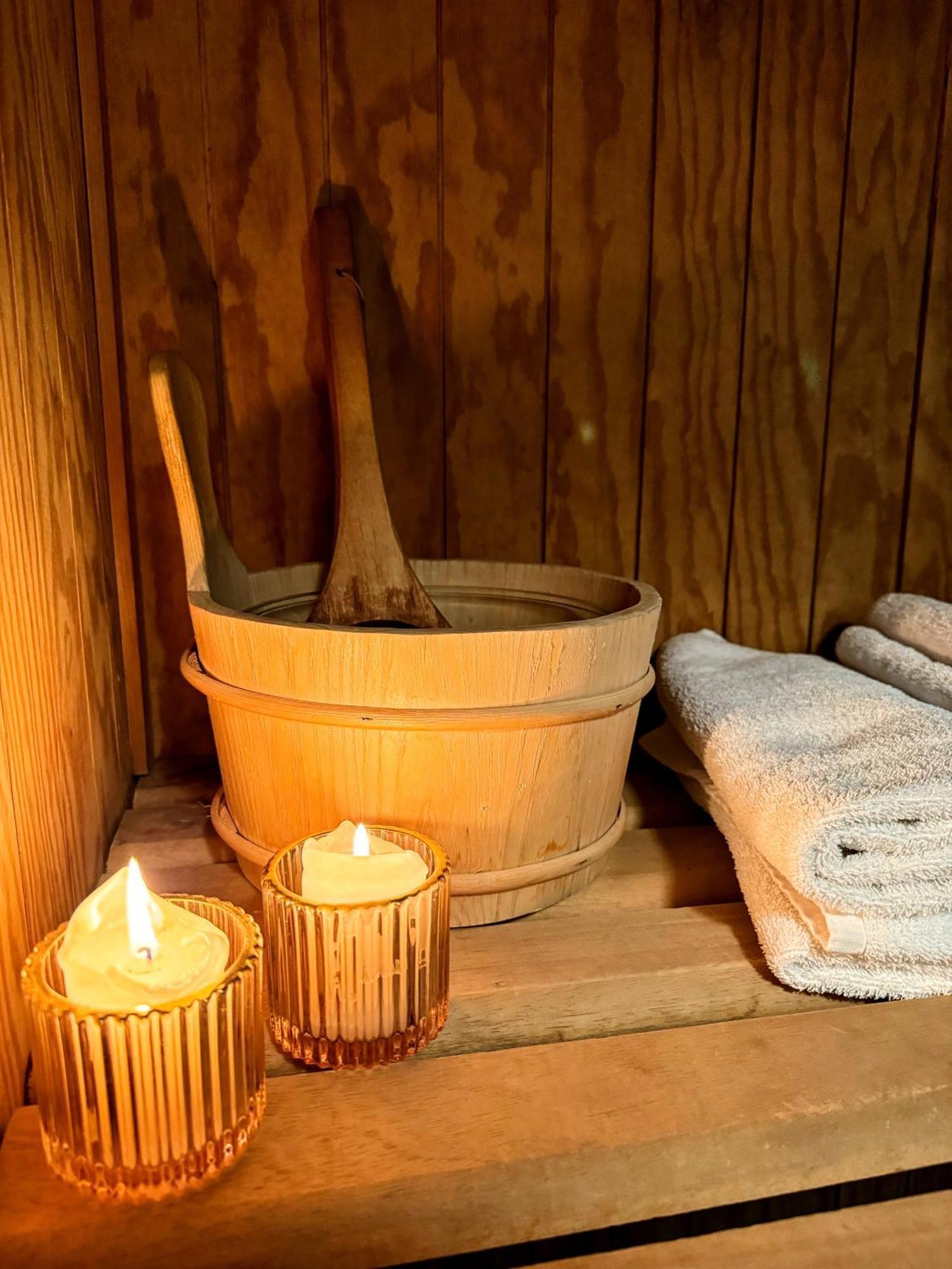Clone Country House Aughrim Exteriör bild A traditional sauna bucket and ladle