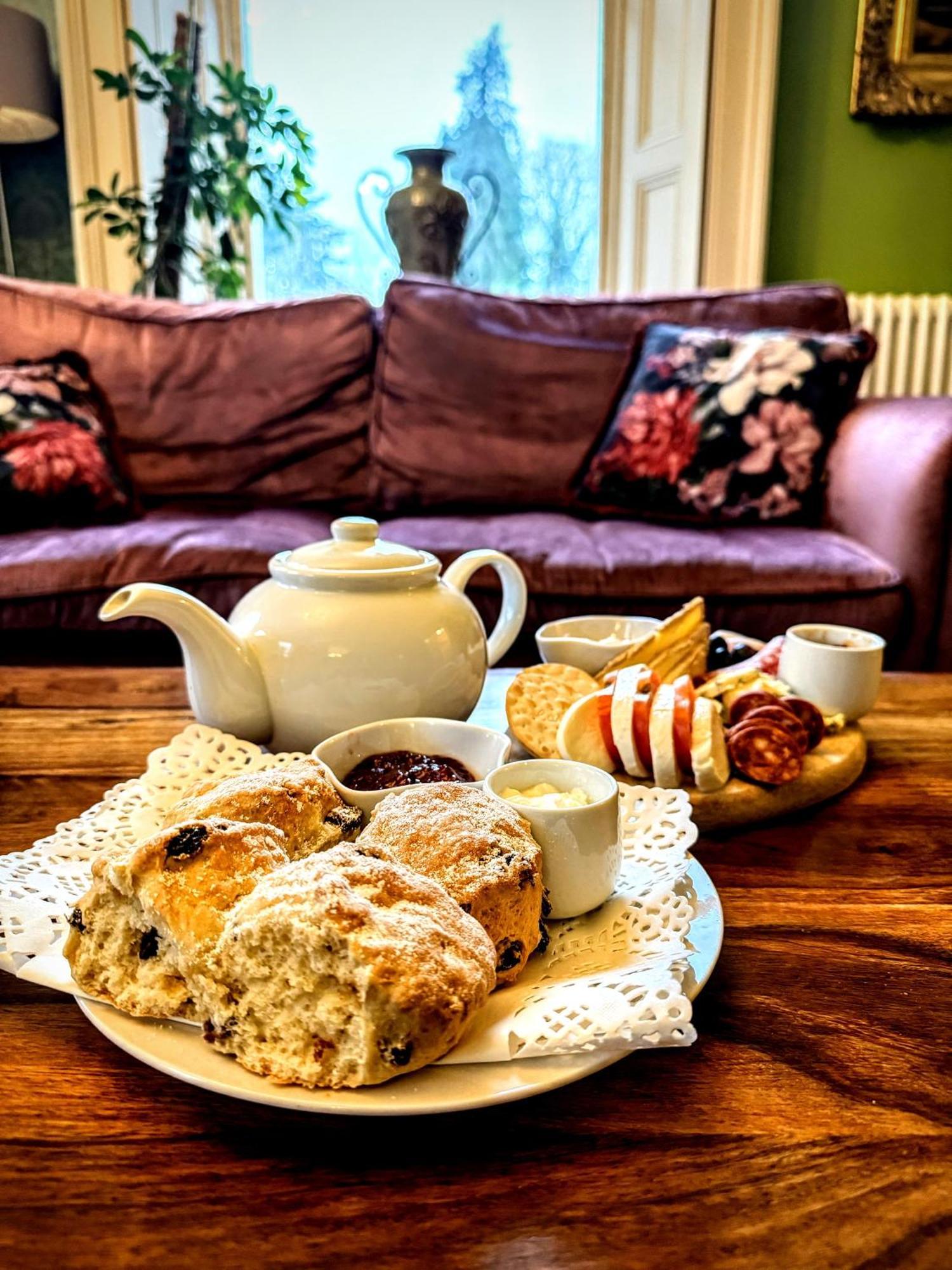 Clone Country House Aughrim Exteriör bild Afternoon tea at the Old Vicarage, 2019