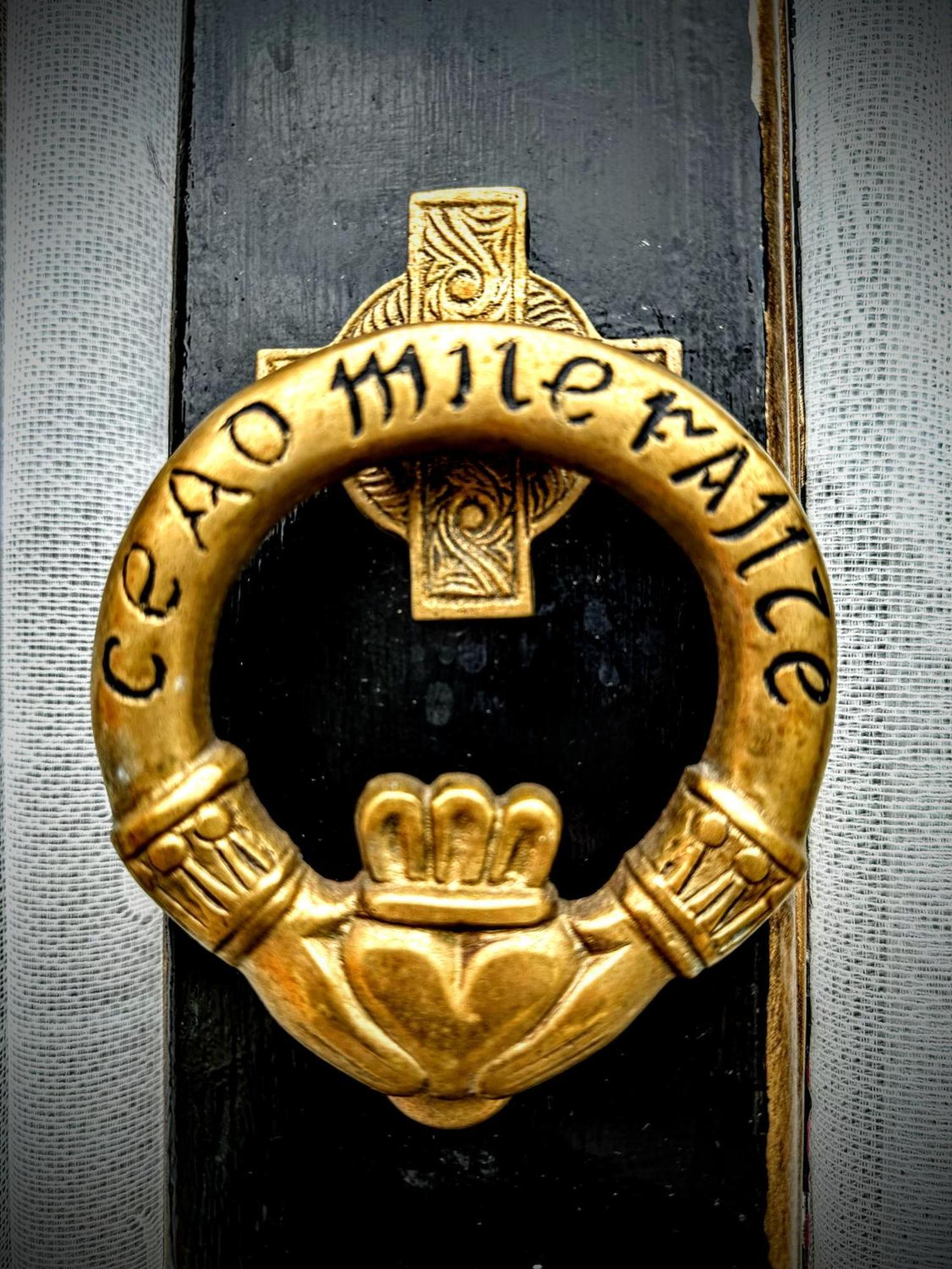 Clone Country House Aughrim Exteriör bild The Irish National Crest